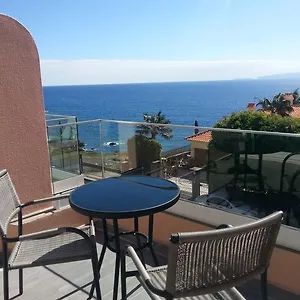 Ventur Flat , Caniço Portugal