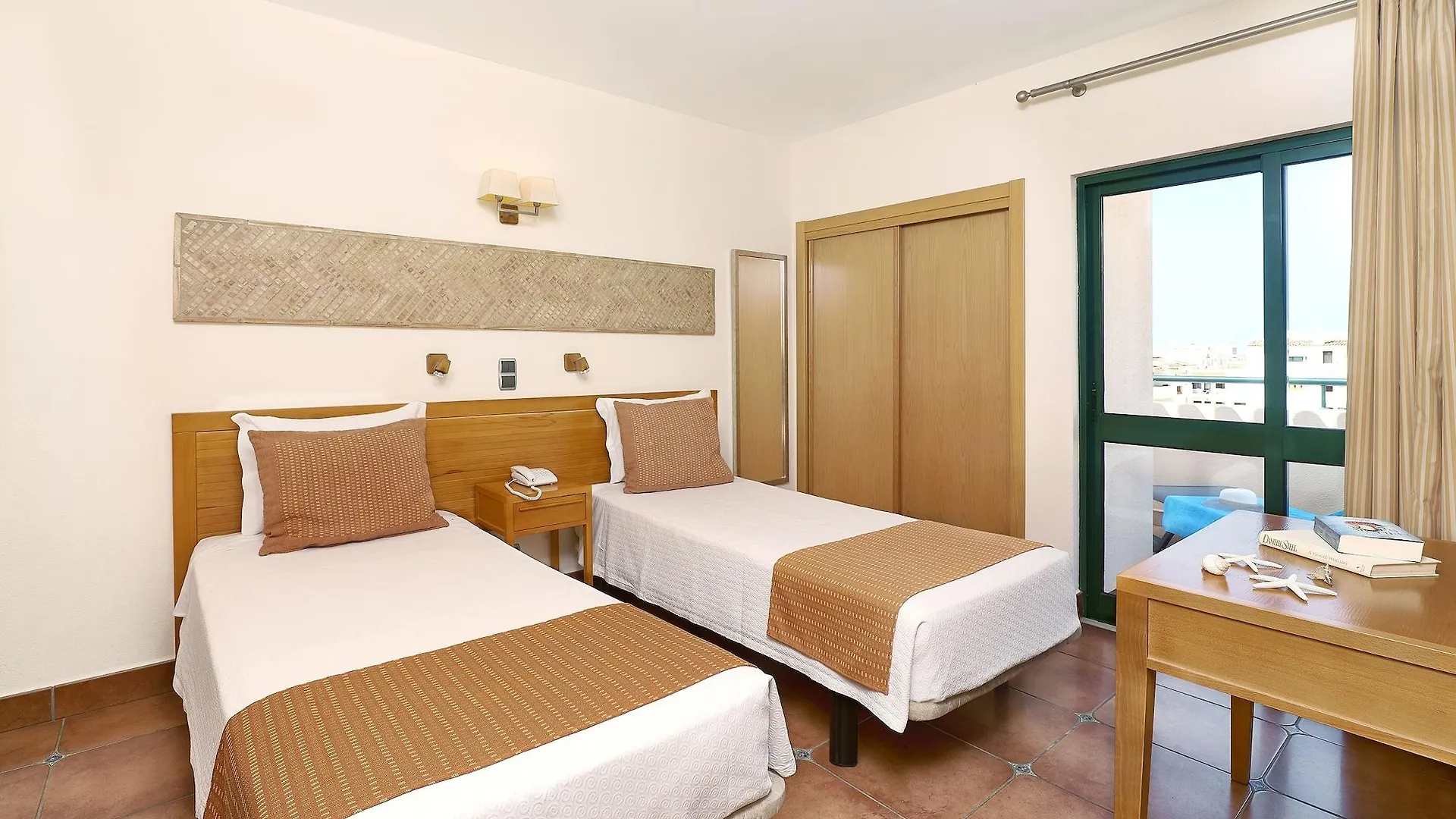 Oceanus Aparthotel Albufeira