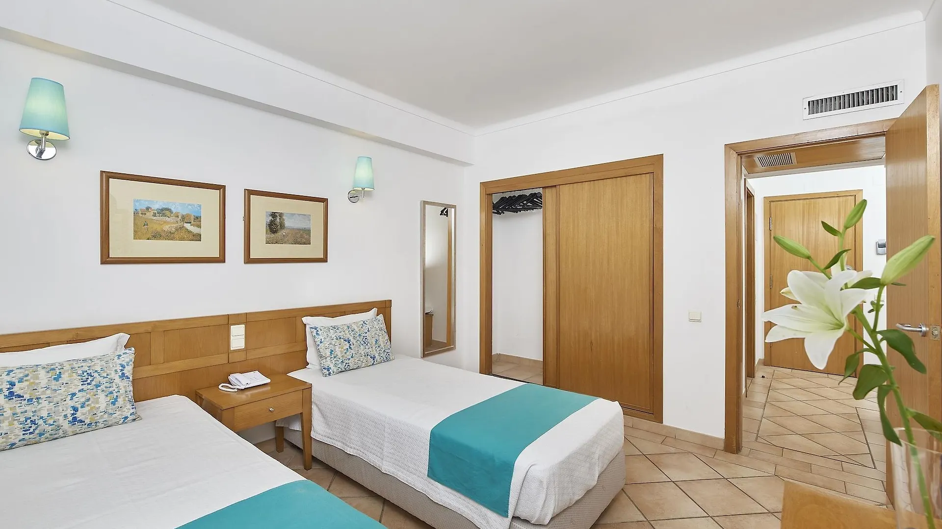 Oceanus Aparthotel Albufeira